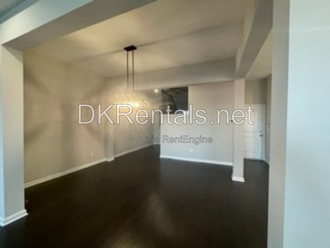 944 Hewitt Dr Se - Photo 6 of 24