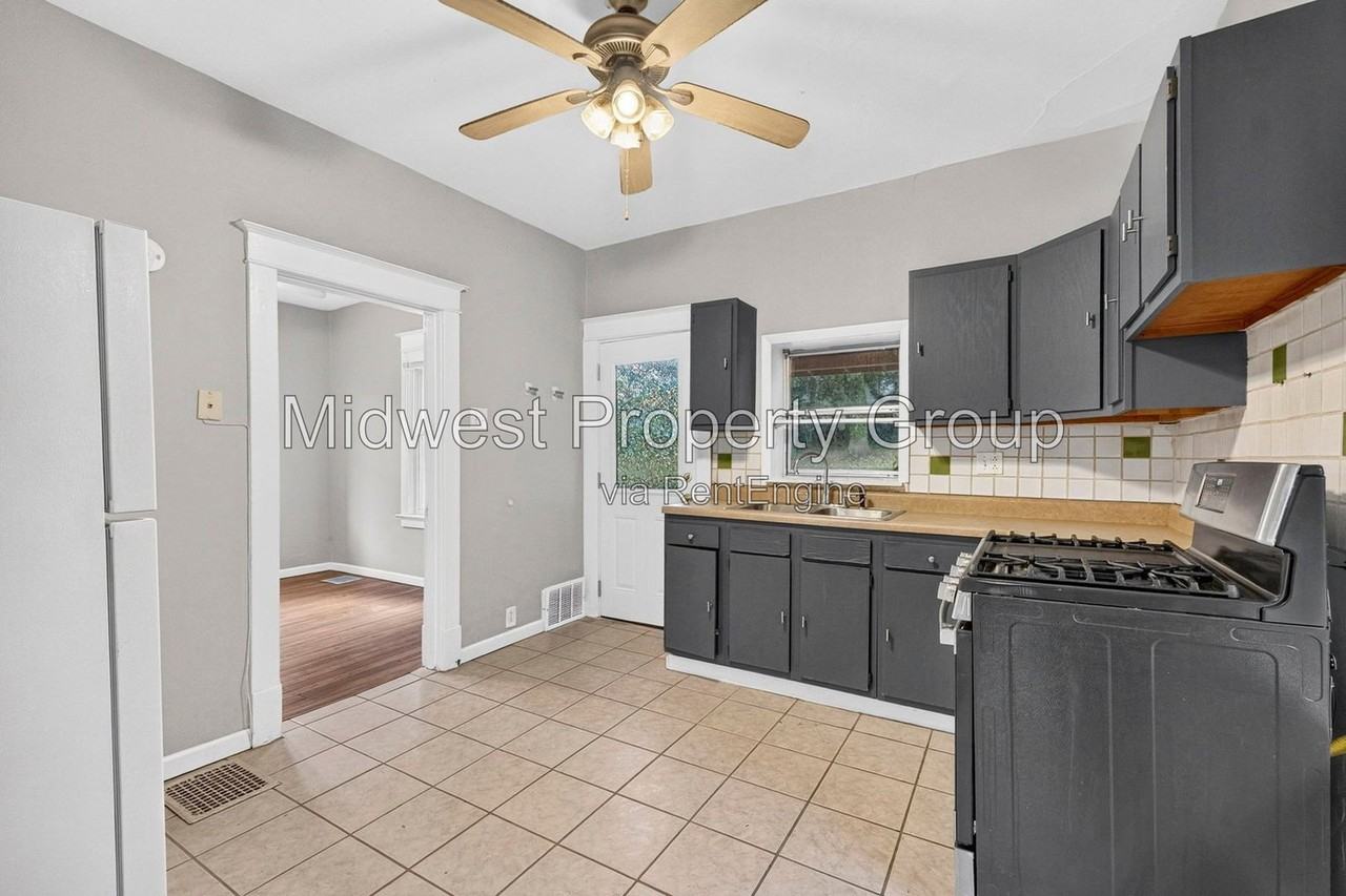 1365 Louisville Ave - Photo 4 of 19
