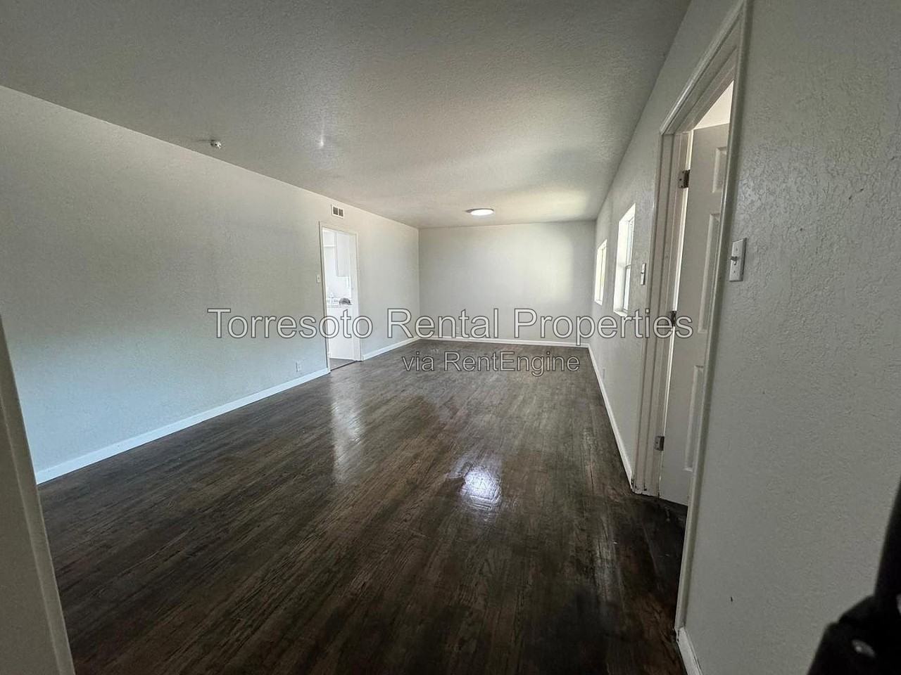 152 Shadwell Dr #D - Photo 3 of 24