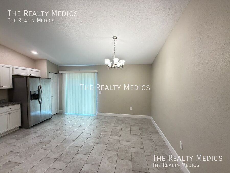 2736 Sw 161st Loop - Photo 5 of 19