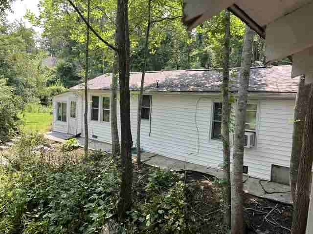 314 Jordan St - Photo 2 of 13