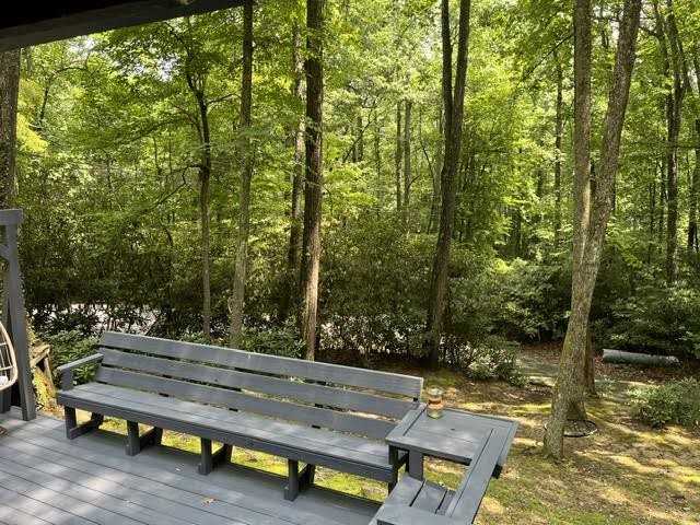 117 Bear Rock Rd - Photo 4 of 12