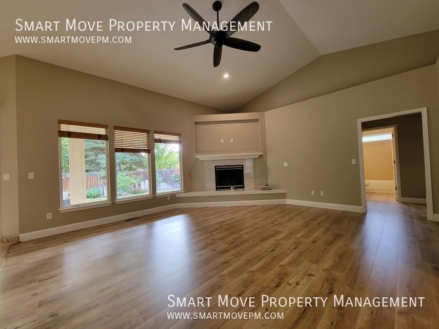 1096 N Glenabby Pl - Photo 6 of 42