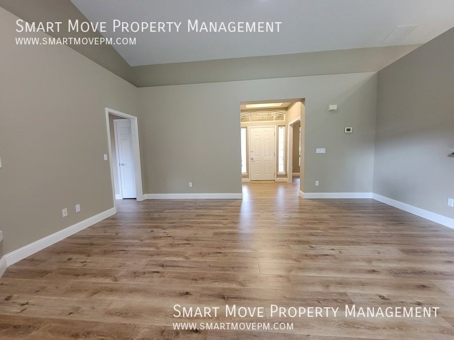 1096 N Glenabby Pl - Photo 7 of 42