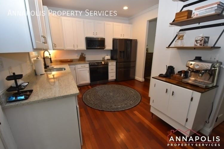 3294 Stepney St - Photo 4 of 32