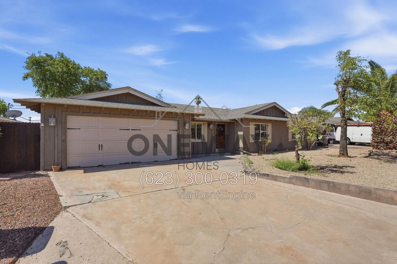 6905 E Hubbell St - Photo 2 of 40