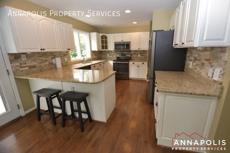 602 Victoria Dr - Photo 4 of 37