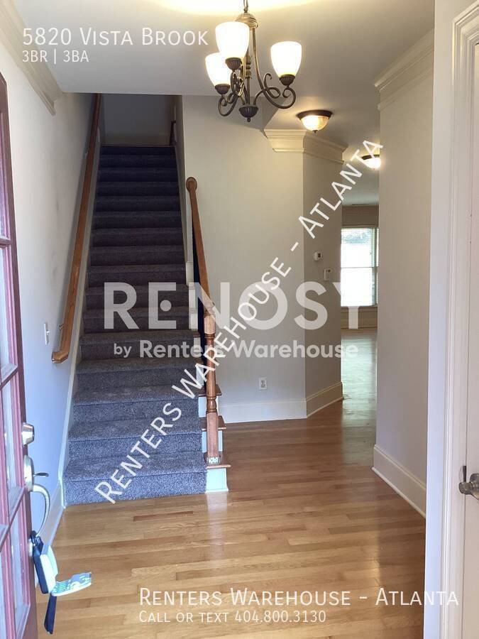 5820 Vista Brook Dr - Photo 3 of 35