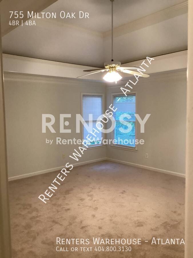 755 Milton Oaks Dr - Photo 2 of 30
