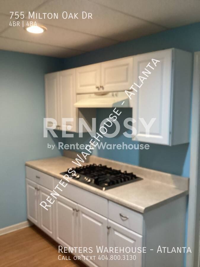 755 Milton Oaks Dr - Photo 2 of 30