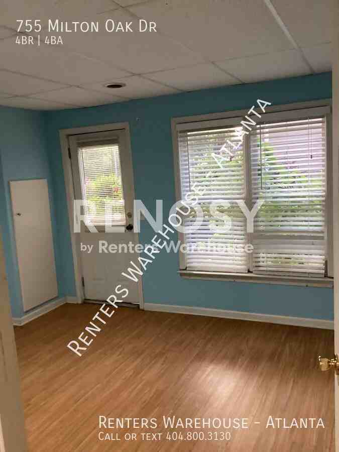 755 Milton Oaks Dr - Photo 3 of 30
