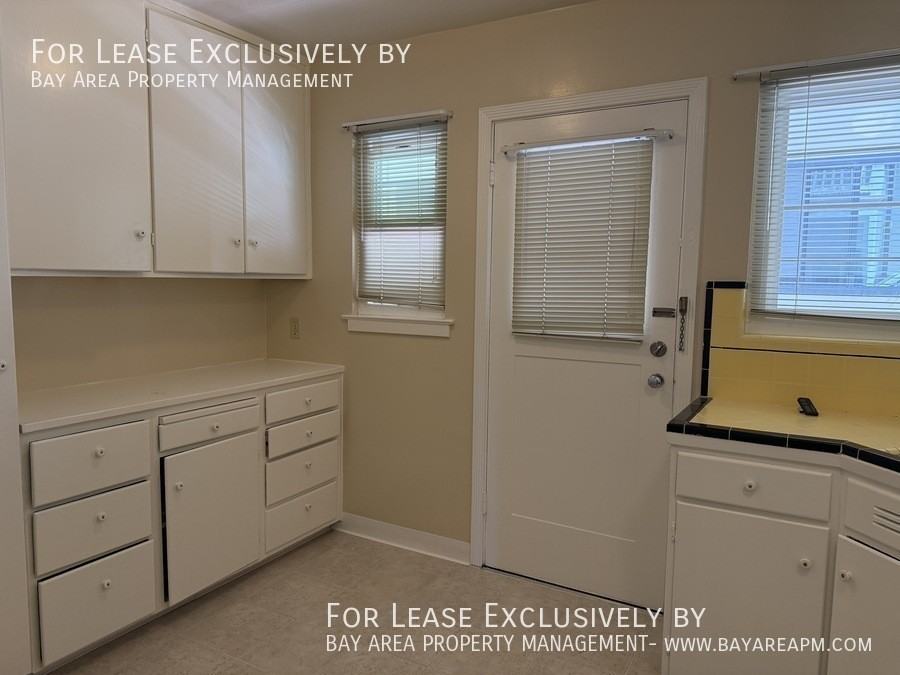5 Aragon Blvd #4 - Photo 3 of 7
