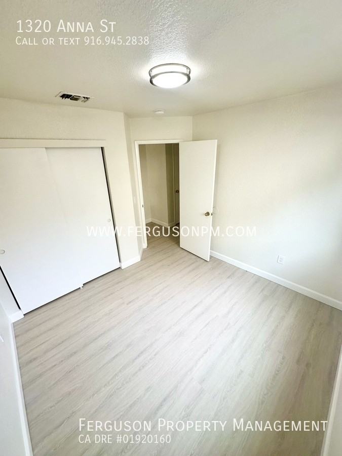 1320 Anna St - Photo 7 of 17