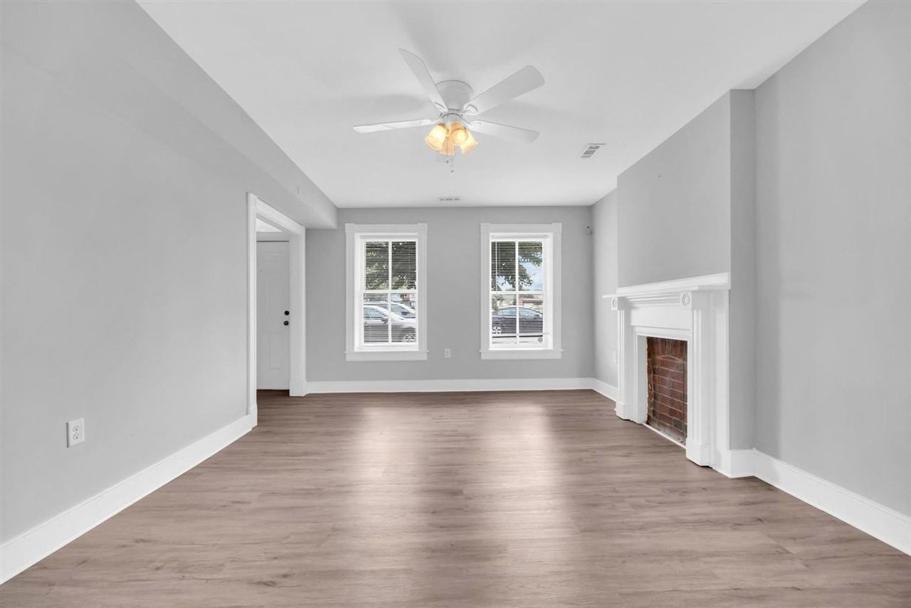 1834 Parkwood Ave - Photo 5 of 20