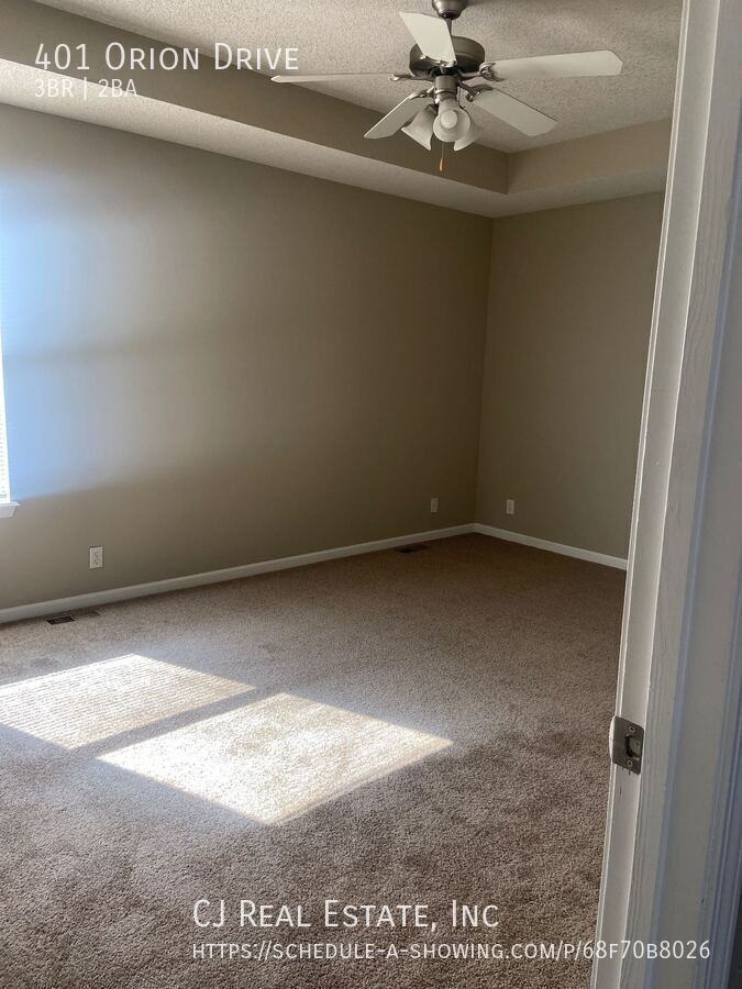 401 Nw Orion Dr - Photo 5 of 10