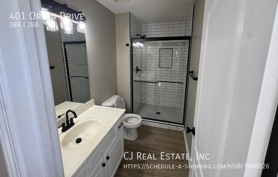 401 Nw Orion Dr - Photo 6 of 10