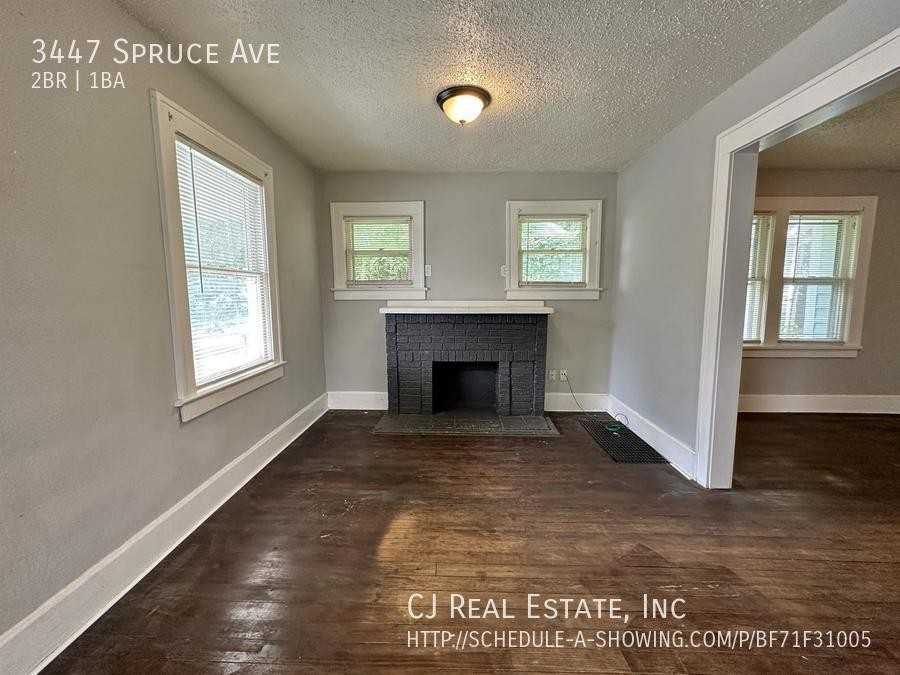 3447 Spruce Ave - Photo 3 of 10