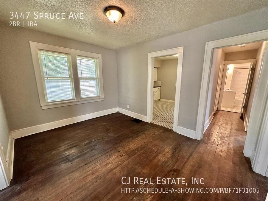 3447 Spruce Ave - Photo 4 of 10