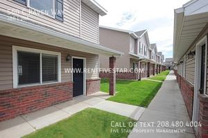 featured image of 560 Raven Way Apt C #Apt C