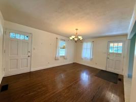 featured image of 119 E Church St