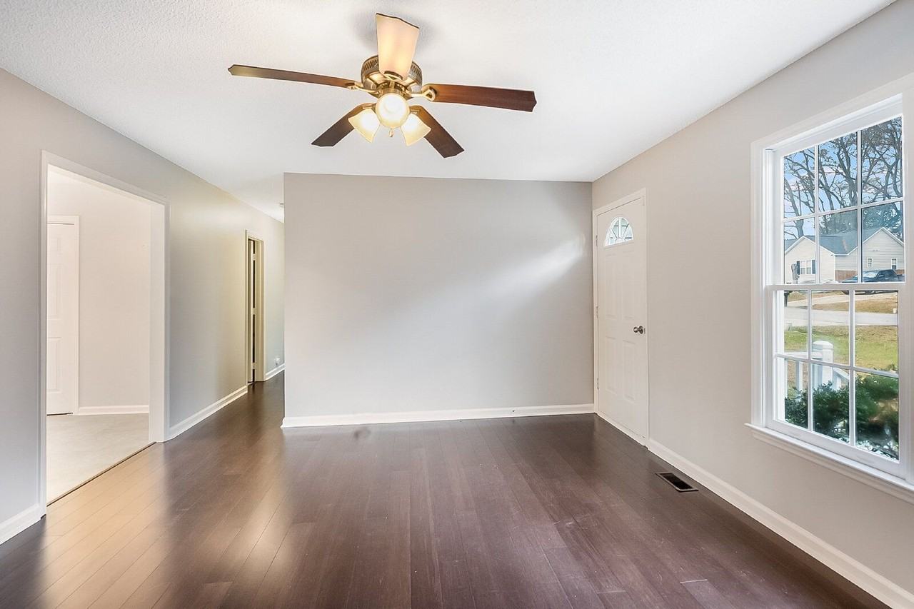 5932 Sandy Run - Photo 5 of 28