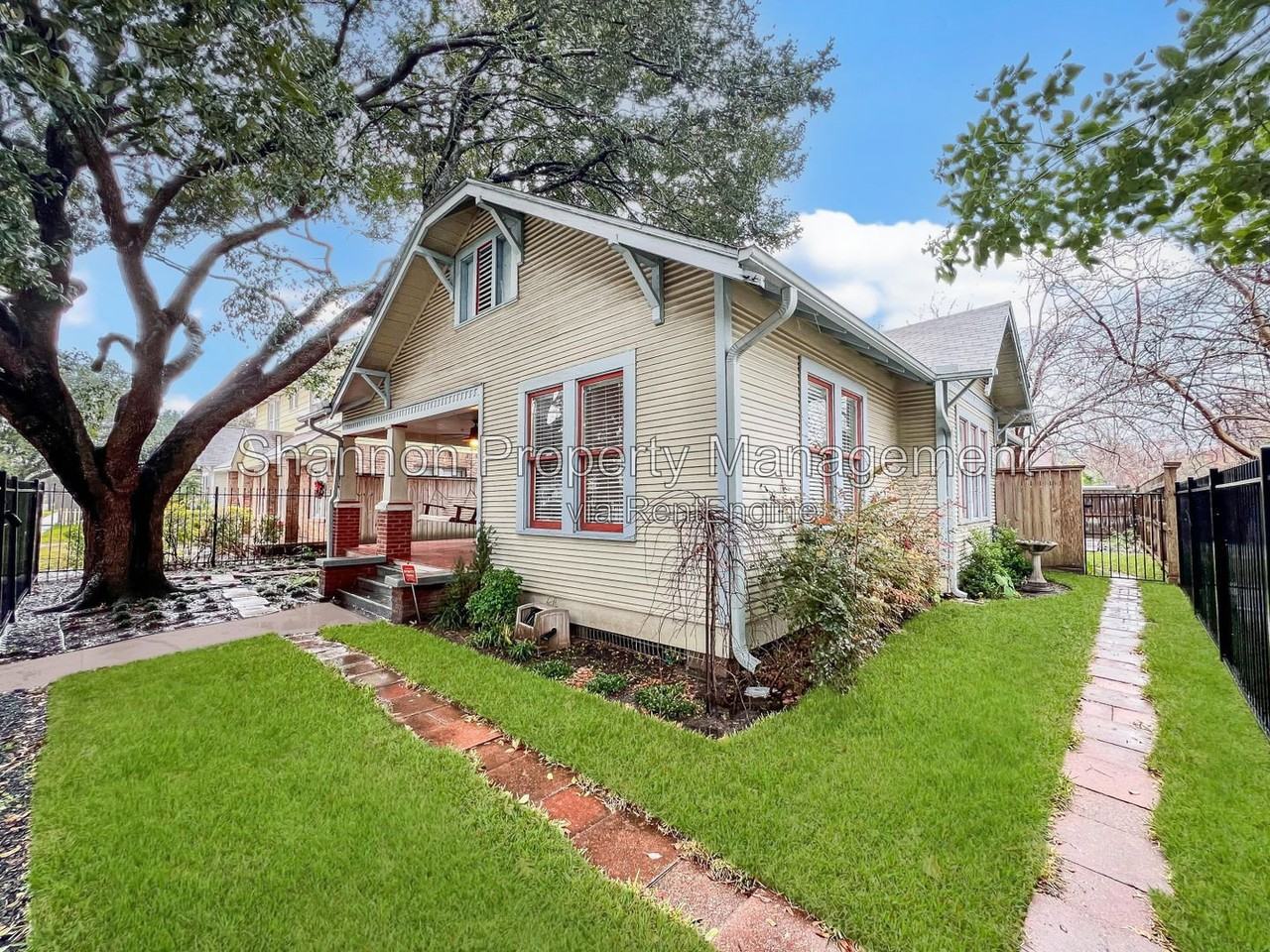 4035 Michaux St - Photo 2 of 29
