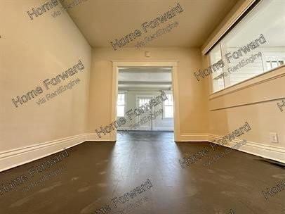 463 Linden Ave - Photo 7 of 23