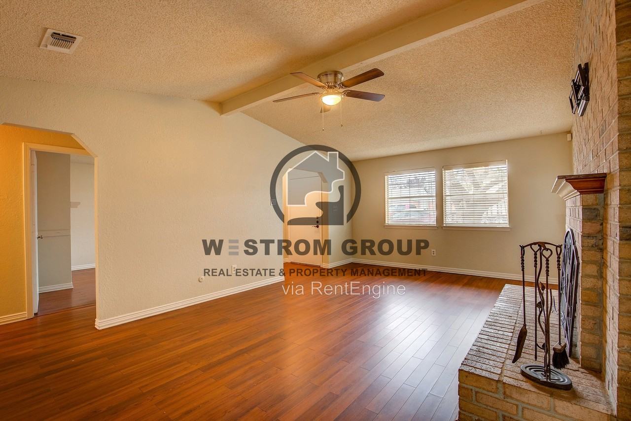 5307 School Hill Cir - Photo 7 of 28