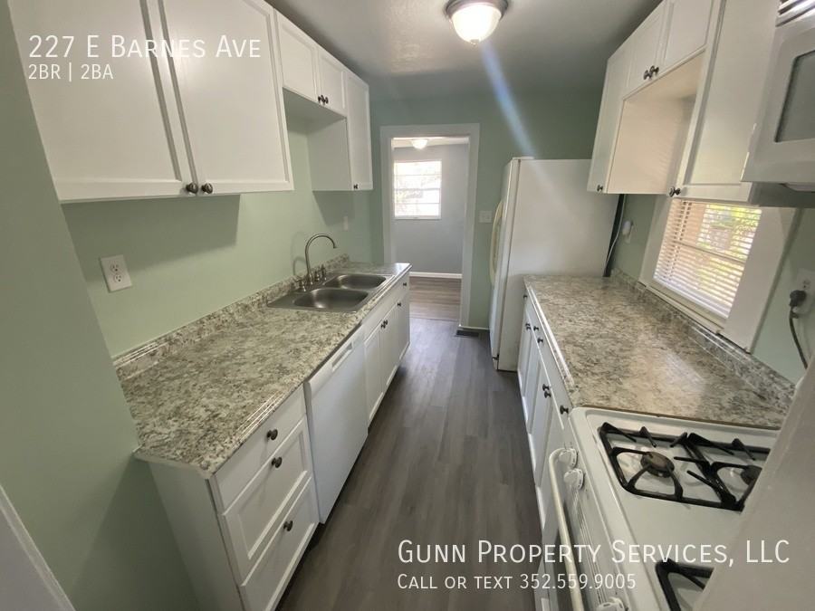 227 E Barnes Ave - Photo 4 of 11