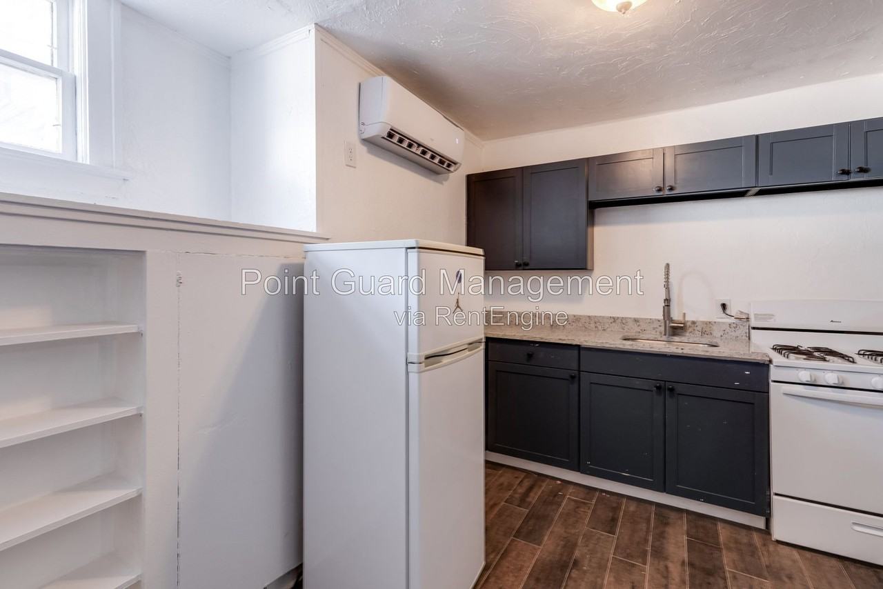 1518 N Robinson Ave #B - Photo 5 of 26