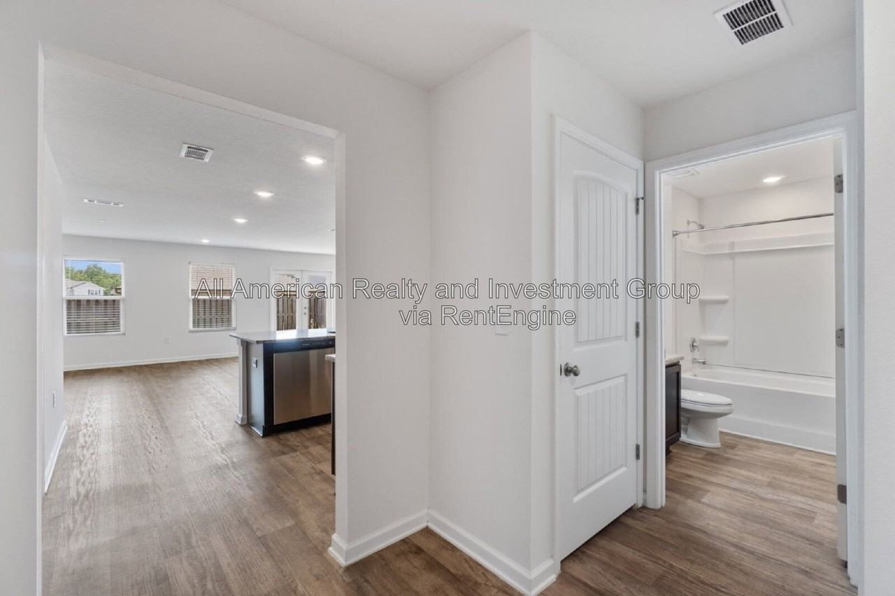 921 Merganser Way - Photo 7 of 27