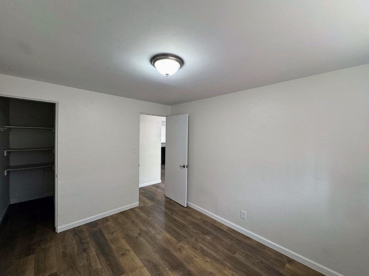9285 E 14th Ave - Photo 6 of 10
