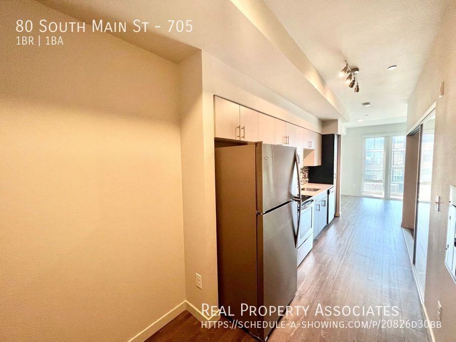 80 S Main St #705 - Photo 5 of 37