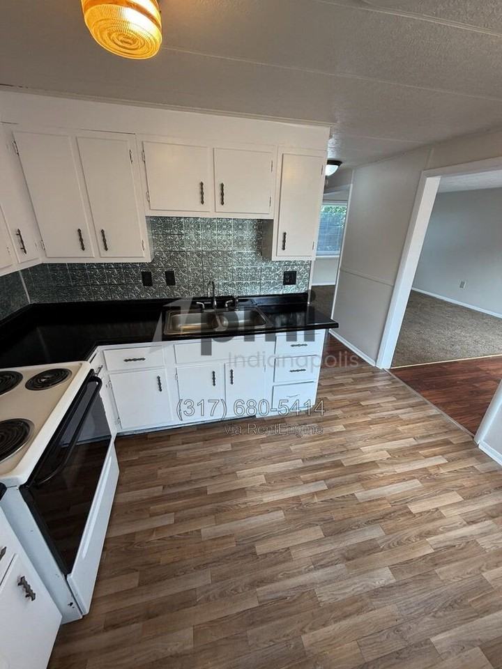 1617 Winfield Park Dr - Photo 3 of 37