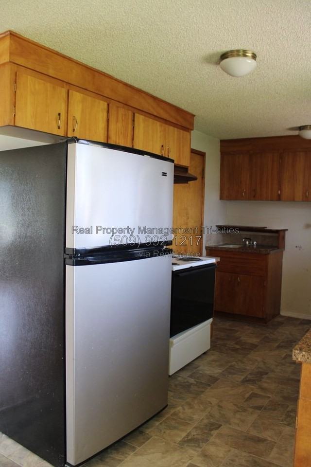 1606 W 7th Ave #A - Photo 5 of 12