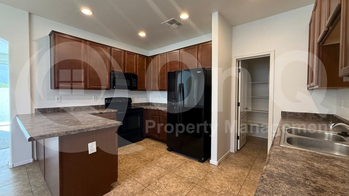 3927 E Edna Dr - Photo 4 of 22