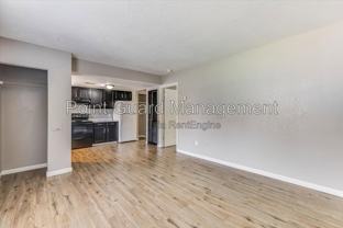 3041 Jackson North Avenue #4 - Photo 1 of 1