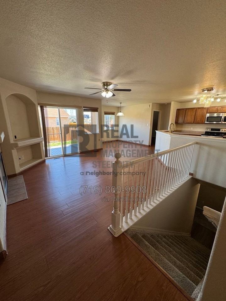 2313 Longhorn Dr - Photo 5 of 8