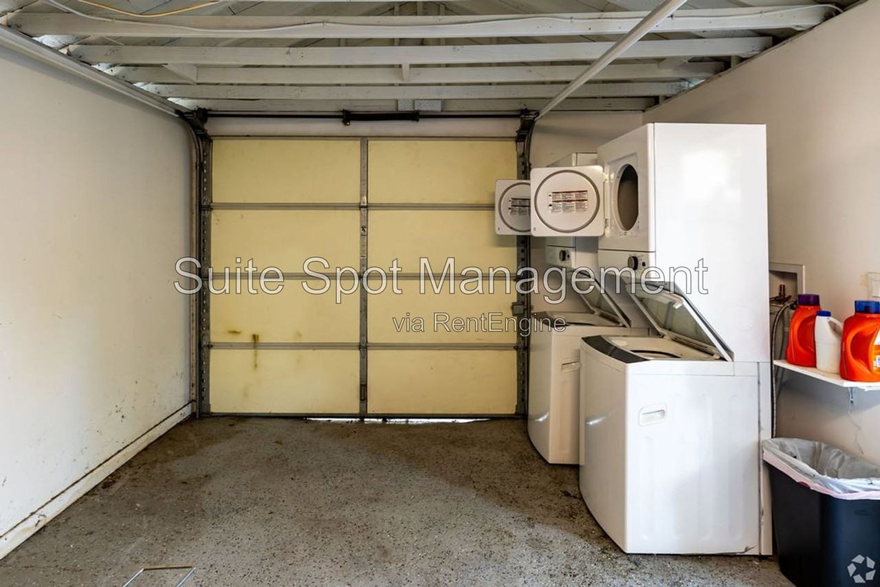 1409 Jefferson Ave #A4 - Photo 5 of 5
