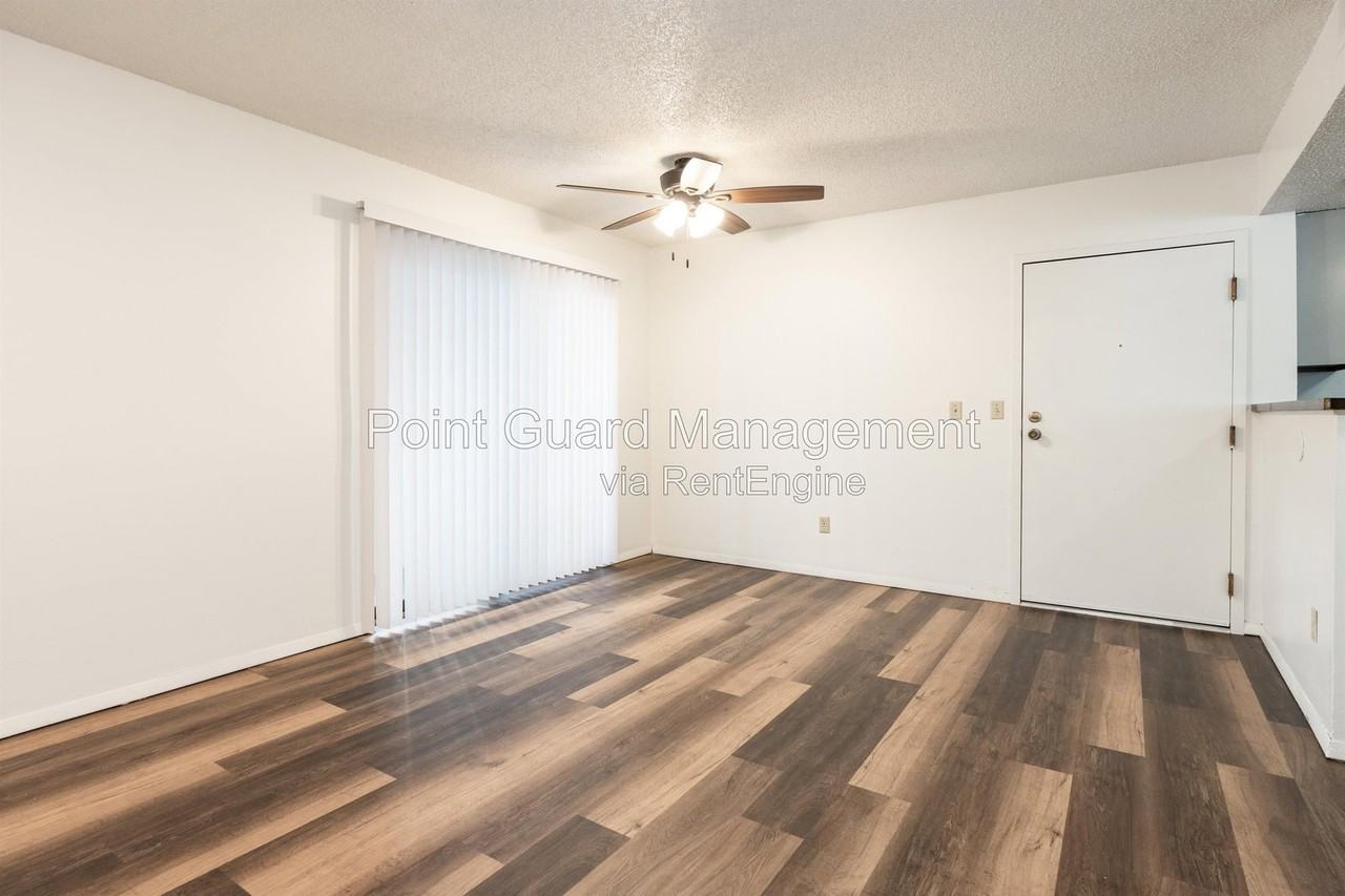 900 N Waco Ave #2109 - Photo 7 of 16