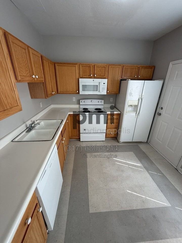 1811 Winfield Park Dr - Photo 6 of 36
