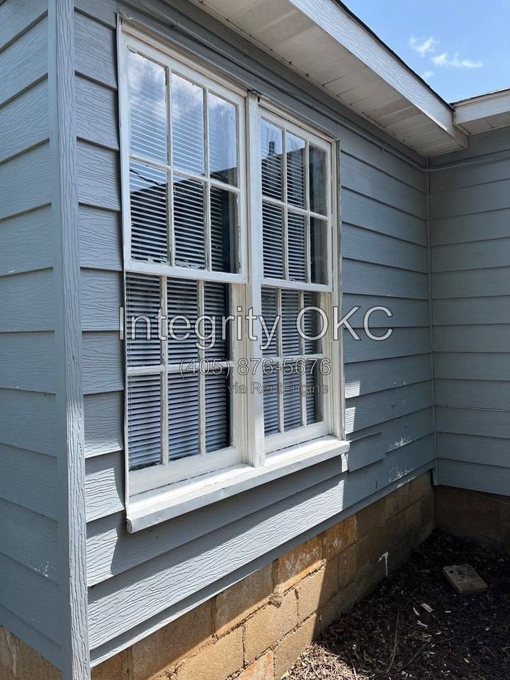1119 N Boulevard - Photo 5 of 19