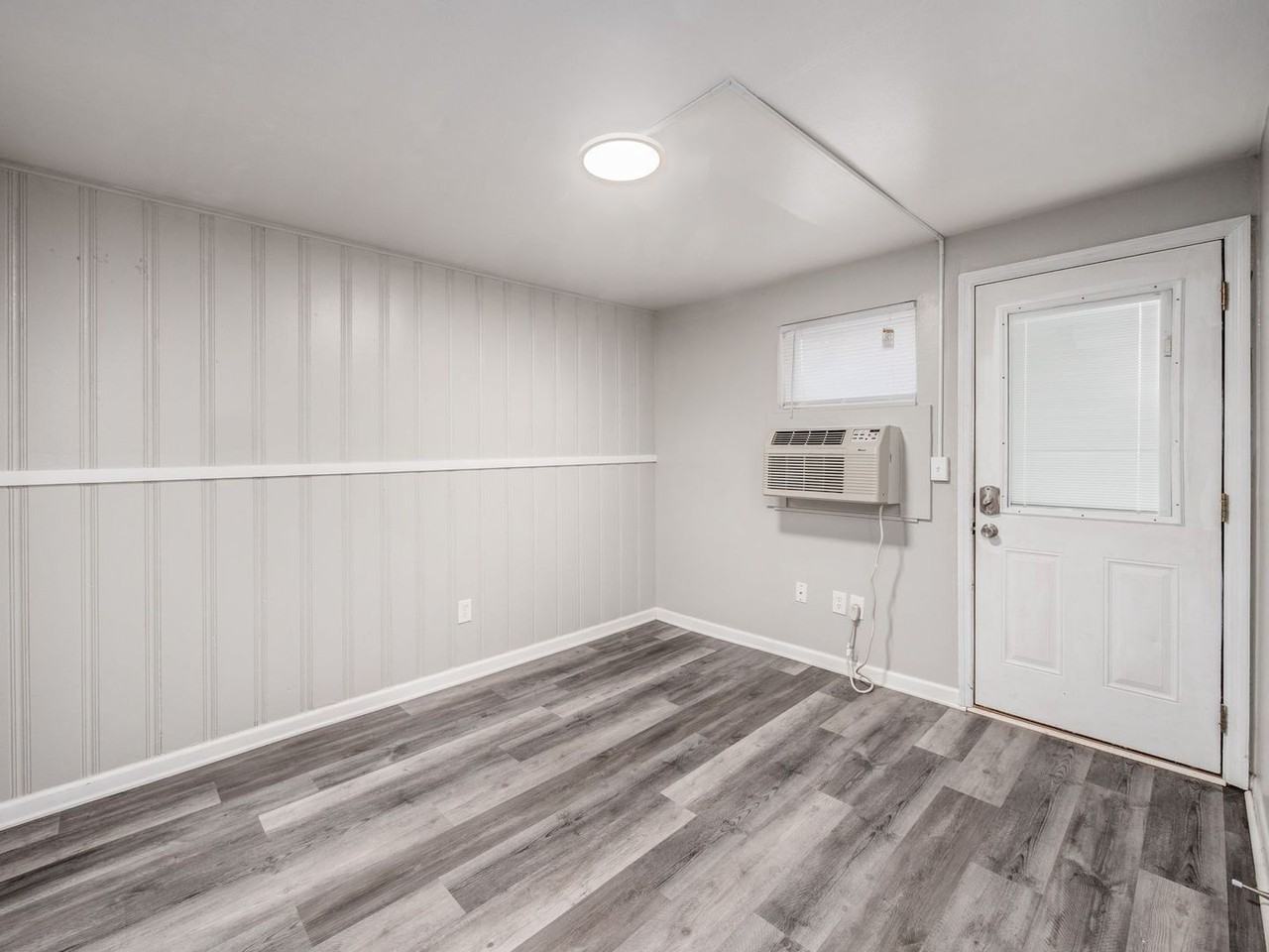 76 W 8th Ave #D1 - Photo 5 of 22