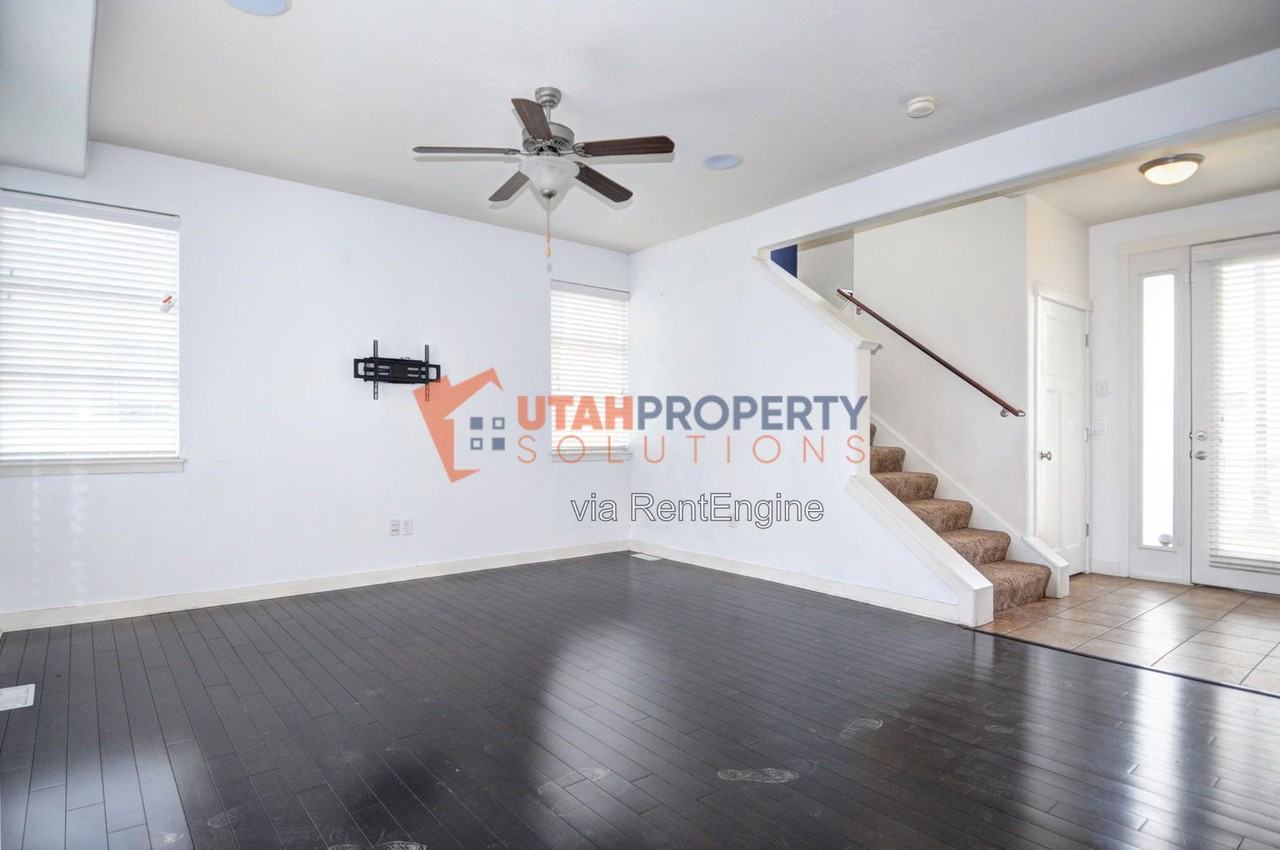 5083 W Digory Dr - Photo 6 of 26