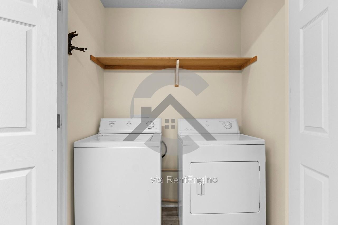 2022 Erbach St #4 - Photo 7 of 12