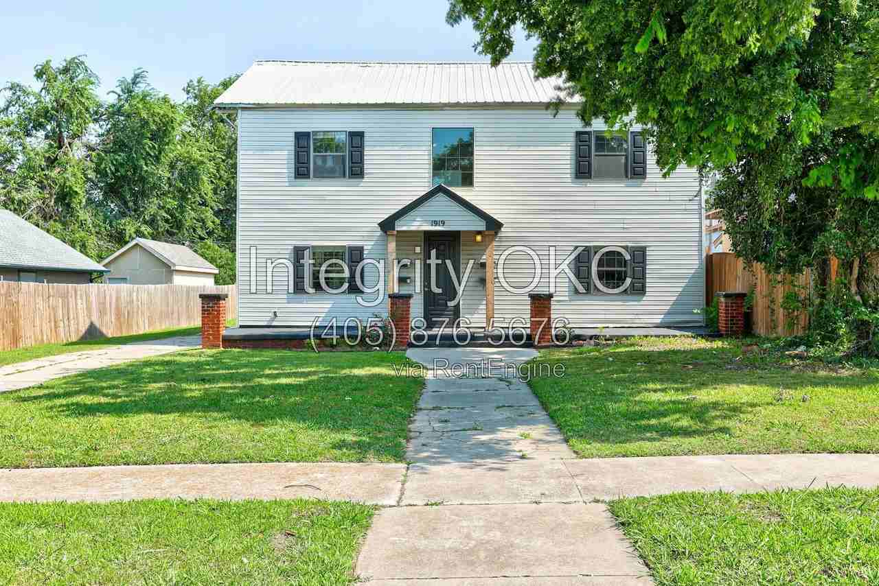 1919 Nw 11th St #4D - Photo 2 of 25