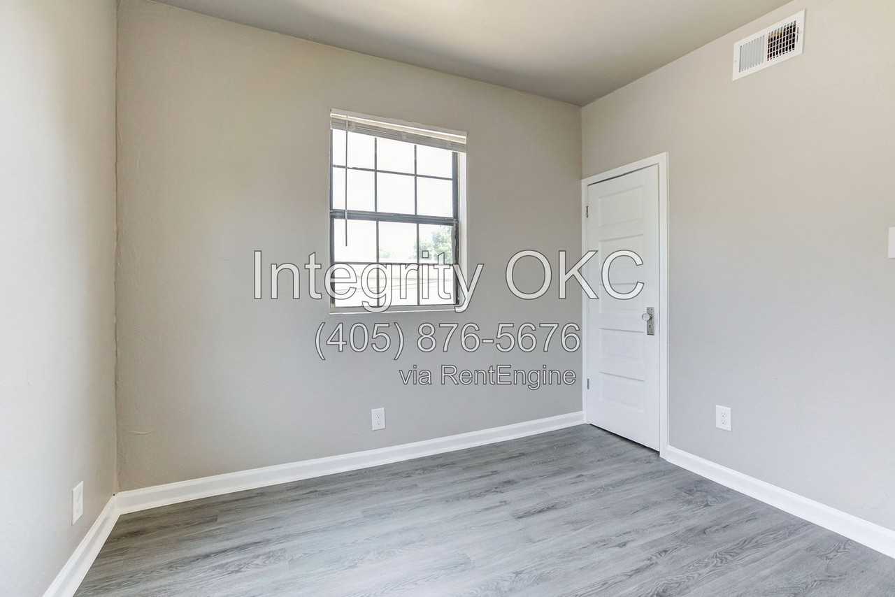 1919 Nw 11th St #4D - Photo 5 of 25