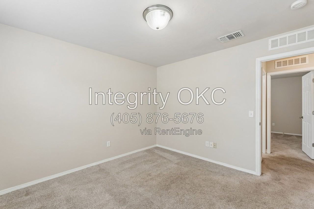 2800 Nw 184th St - Photo 6 of 38