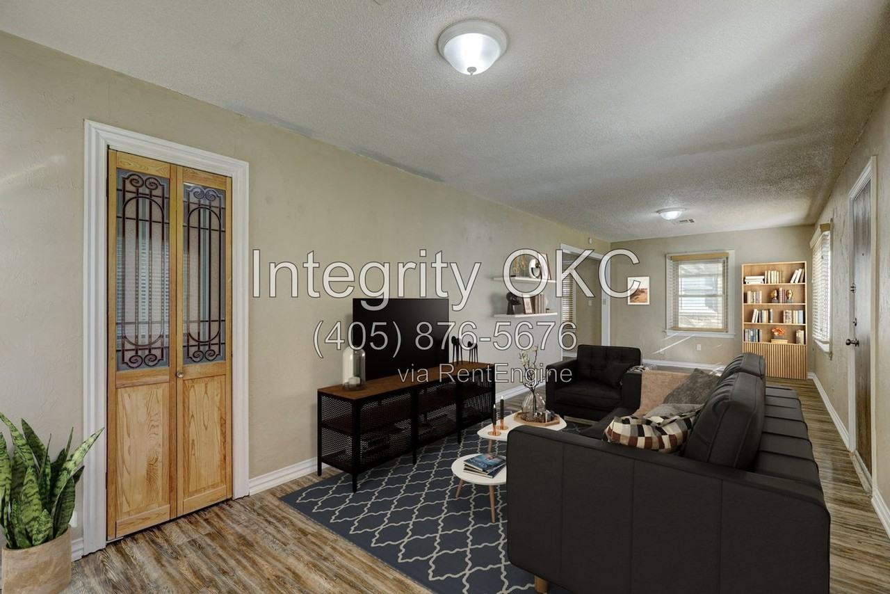 1713 N Page Ave - Photo 3 of 50