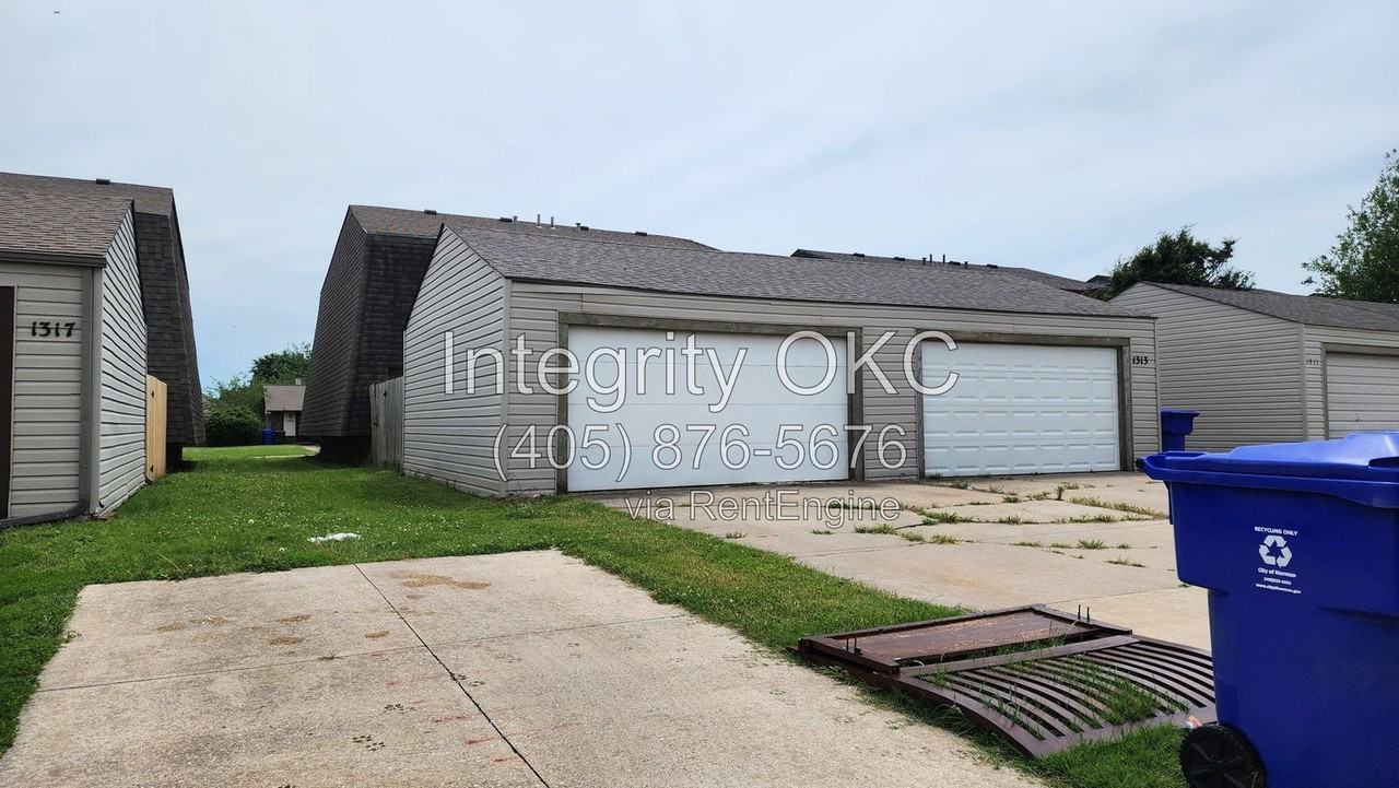 1315 Eastgate Dr - Photo 2 of 15